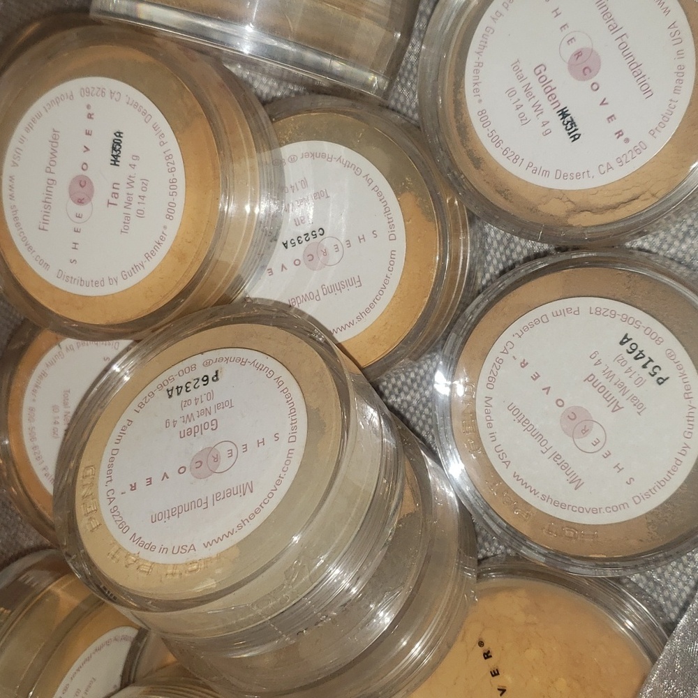 Sheer Cover Mineral Foundation